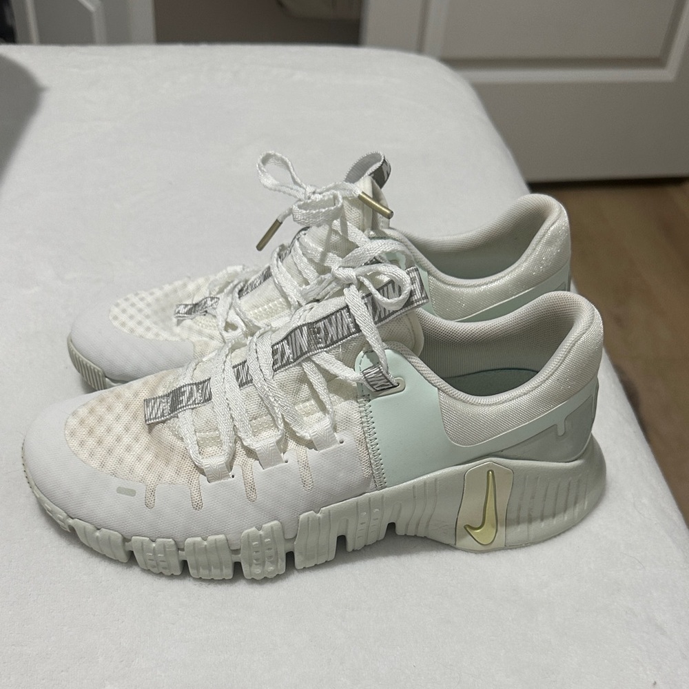 Nike Women's White and Mint Sneakers